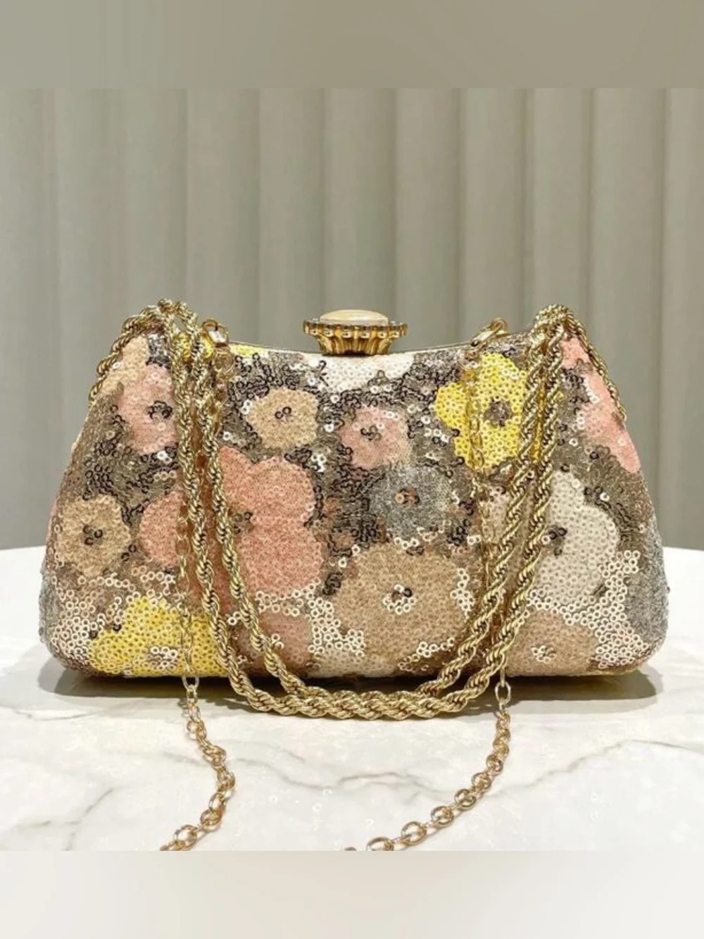N/A elegant sequin